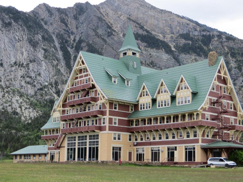 Prince Of Wales Hotel Waterton Park Luaran gambar