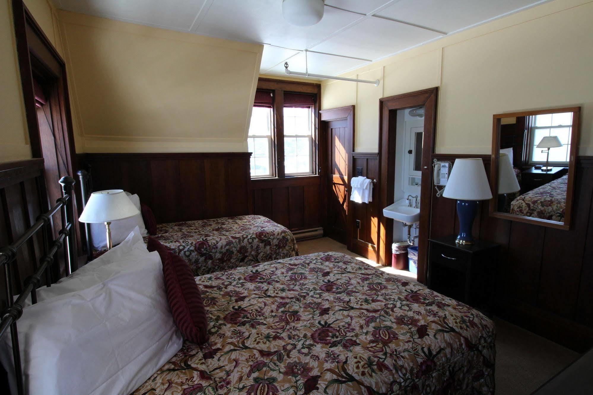 Prince Of Wales Hotel Waterton Park Luaran gambar